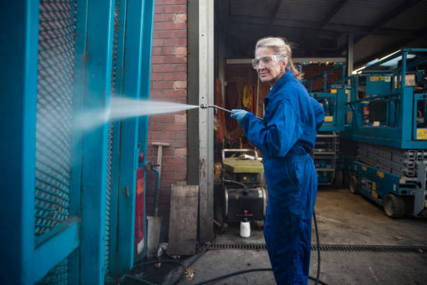 Best Factory Floor Cleaning  in Bayside Gardens, OR